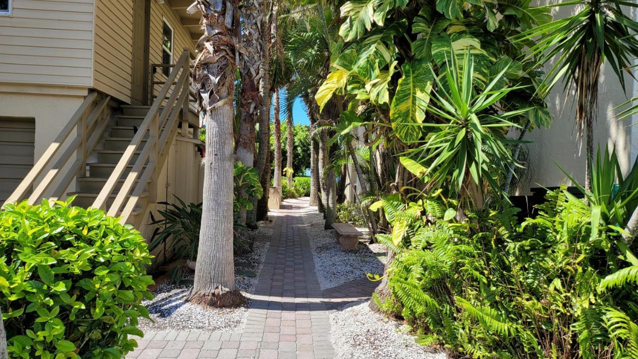 Beach Front Condo Paradise. Ground Floor.Studio. ロングボートキー エクステリア 写真